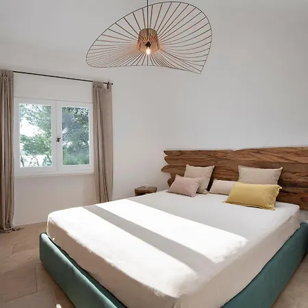 Villa The Icon - Tuerredda - Sardegna